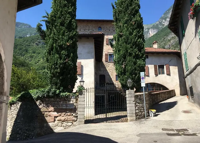 Apartment La Columbera